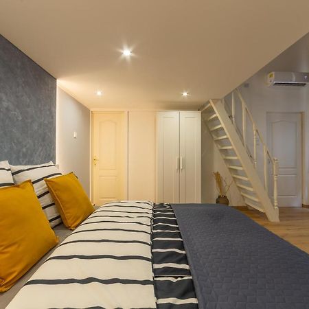 Lovely 1 Bedroom Flat With Central Location Budapeste Exterior foto
