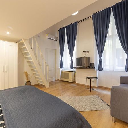 Lovely 1 Bedroom Flat With Central Location Budapeste Exterior foto