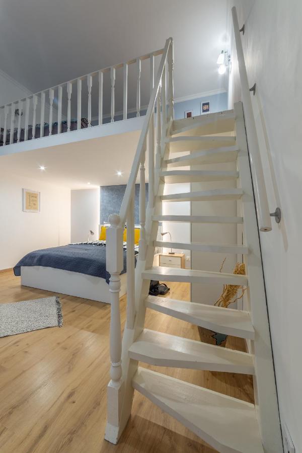Lovely 1 Bedroom Flat With Central Location Budapeste Exterior foto